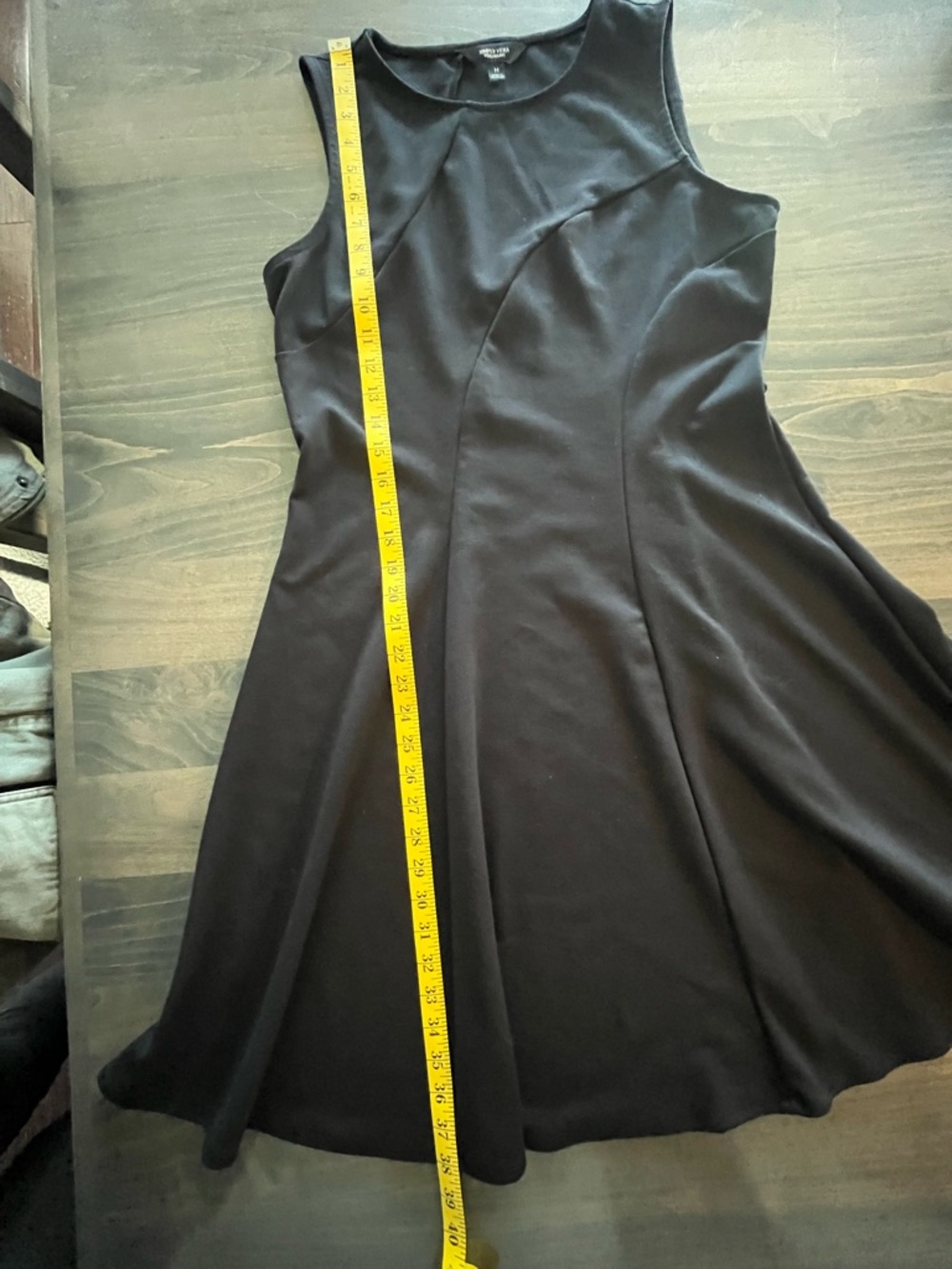 Simply Vera Sleeveless Fit and Flare Dress
Size: Medium - Picture 3 of 6